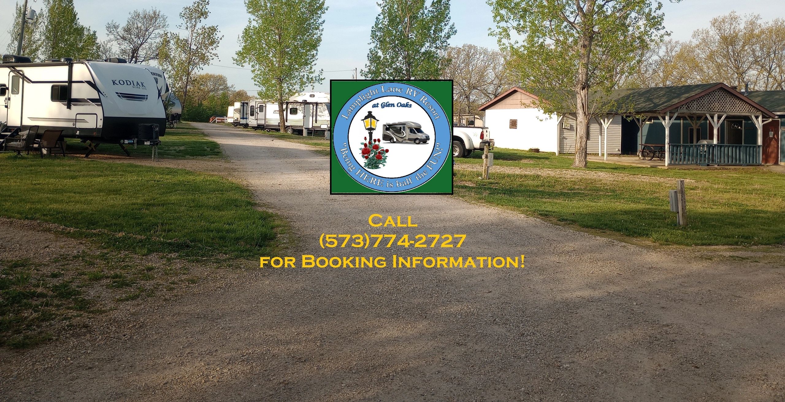 Camp store and facilities at Lamplight RV Park